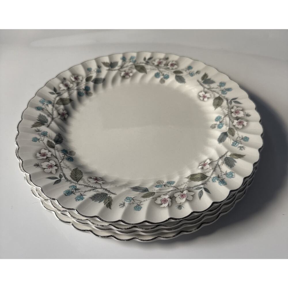 4 Vintage Johnson Bros Snowwhite Regency Dinner Plates Ironstone England READ